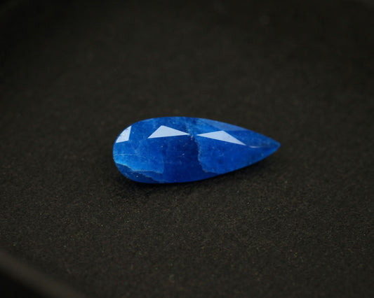 Hauyne-droppe 13 mm 1,2 ct