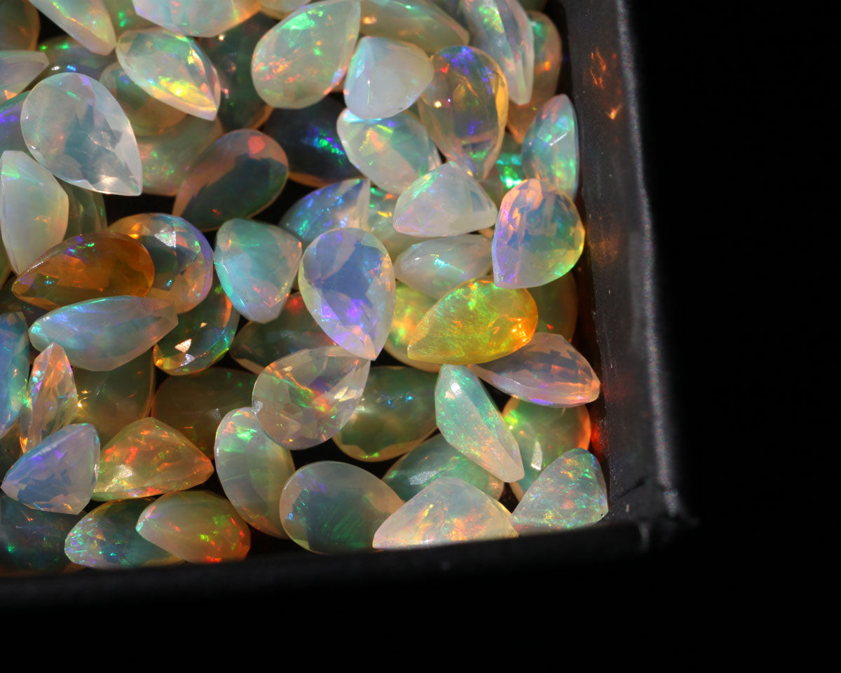 Wollo Opaldroppe 4x6 mm