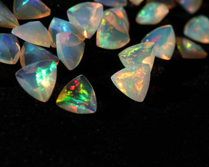 Wollo Opal Facet Trillion 5mm 0.2 ct