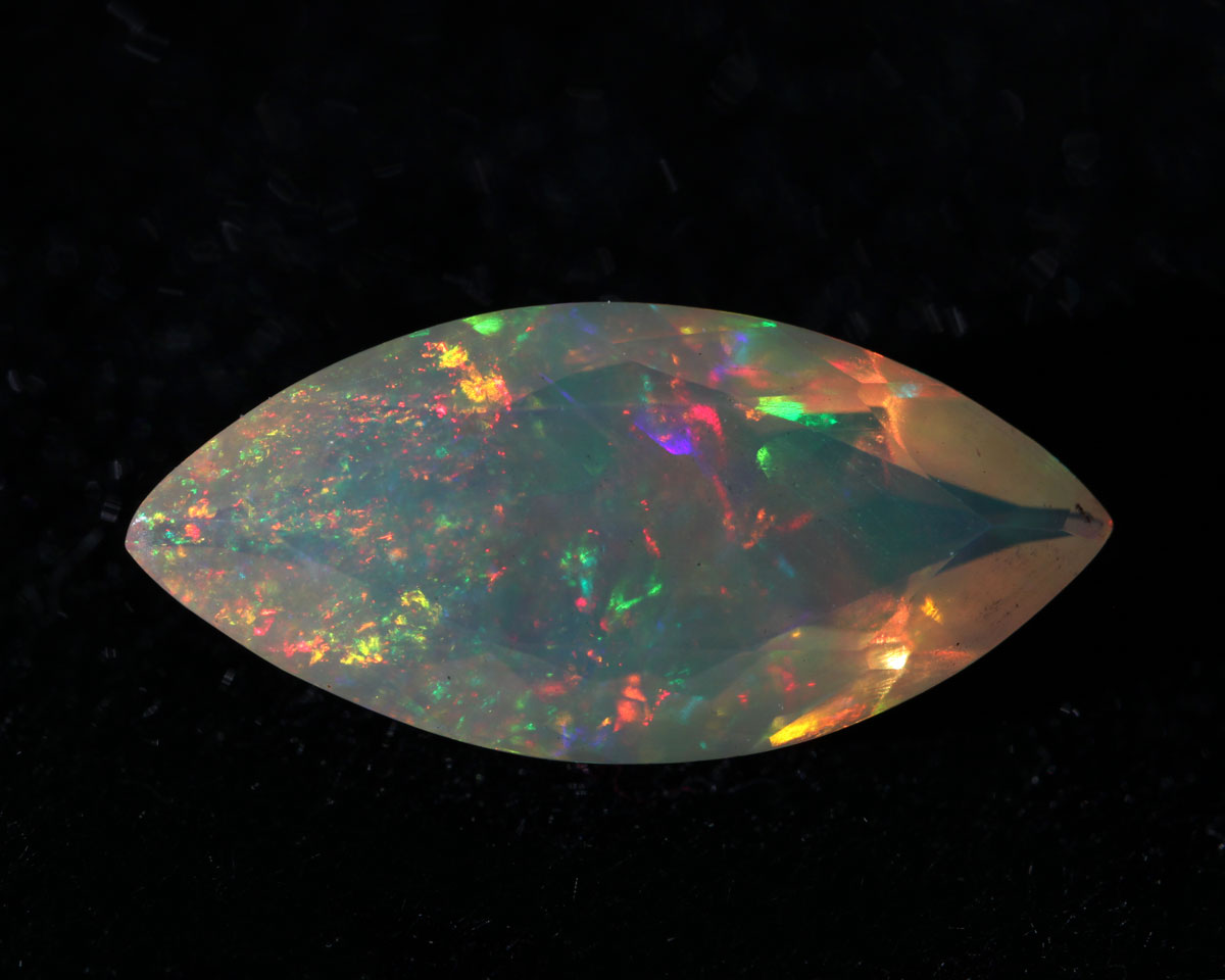 Wollo Opal Facet Marquise 12mm 1 ct