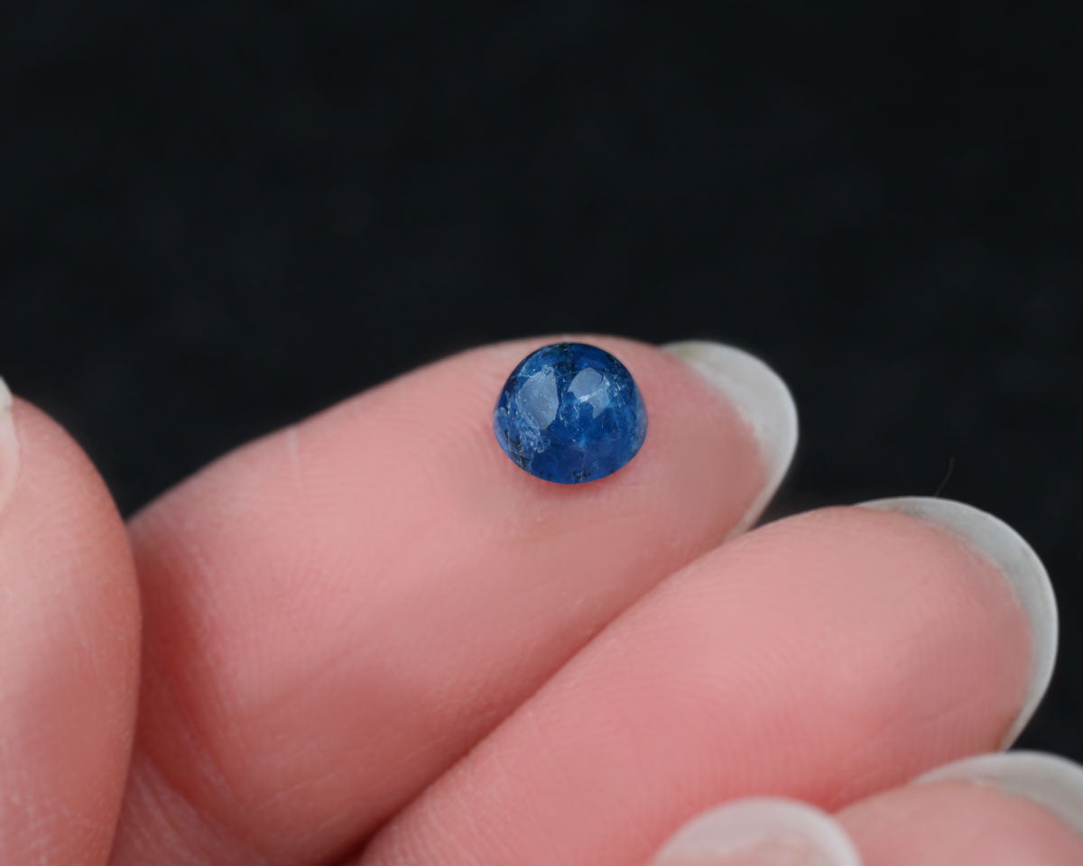 Afghanite cabochon 4 mm 0.65 ct