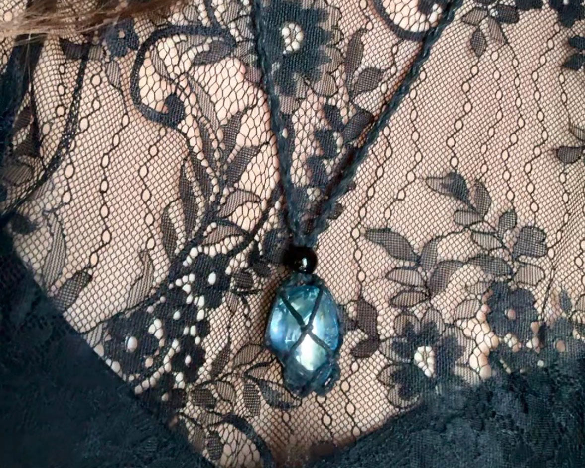 Macrame Crystal holder pendant