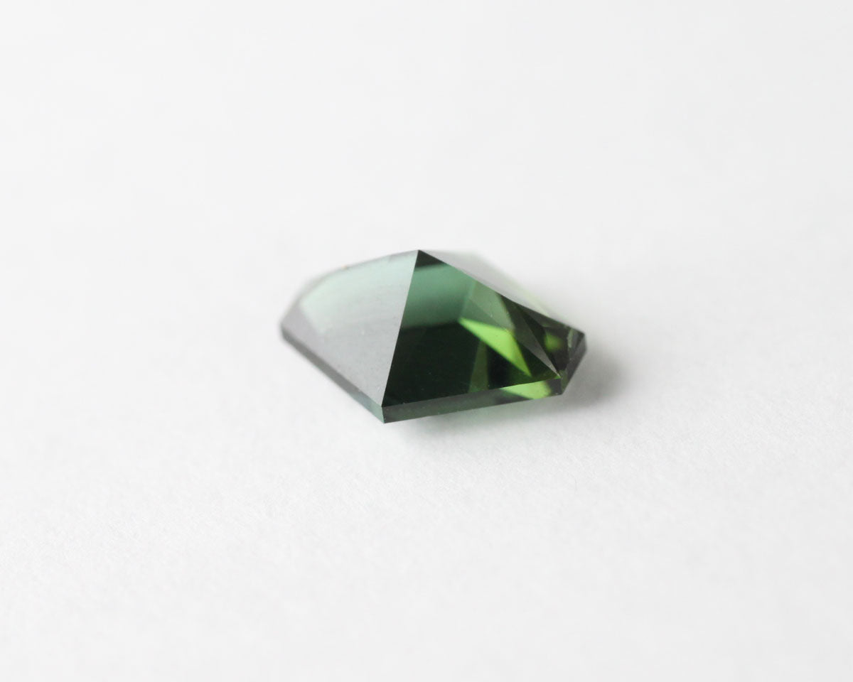 Crystal Flower grön turmalin 0,54 ct