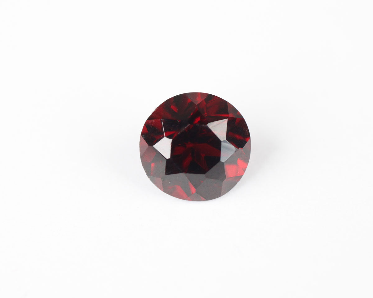 Granat pyrop rund 7mm 1,82 ct