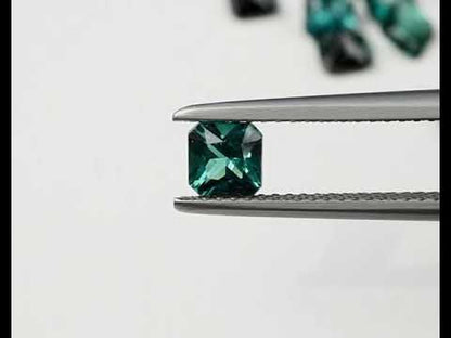 Turmalin grönblå 4,5 mm 0,4 ct