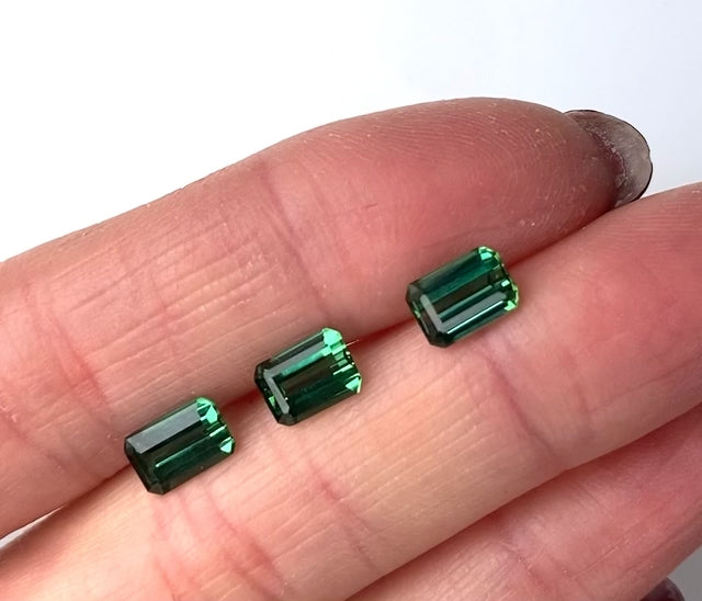 Green Tourmaline Emerald Cut 7x5 mm Lot
