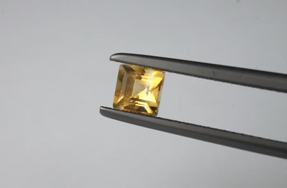 Canary Tourmaline Square 0.7 ct