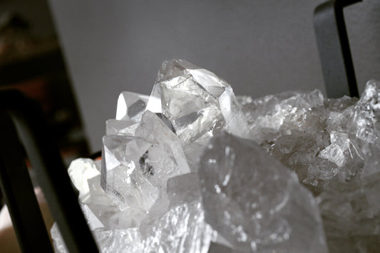 Rock Quartz Cluster Table Stand