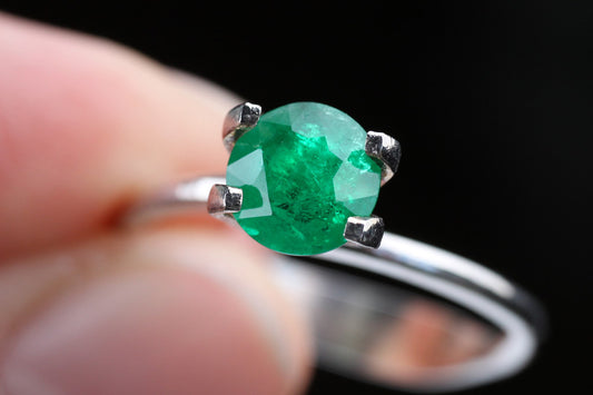 Emerald 0.95 ct