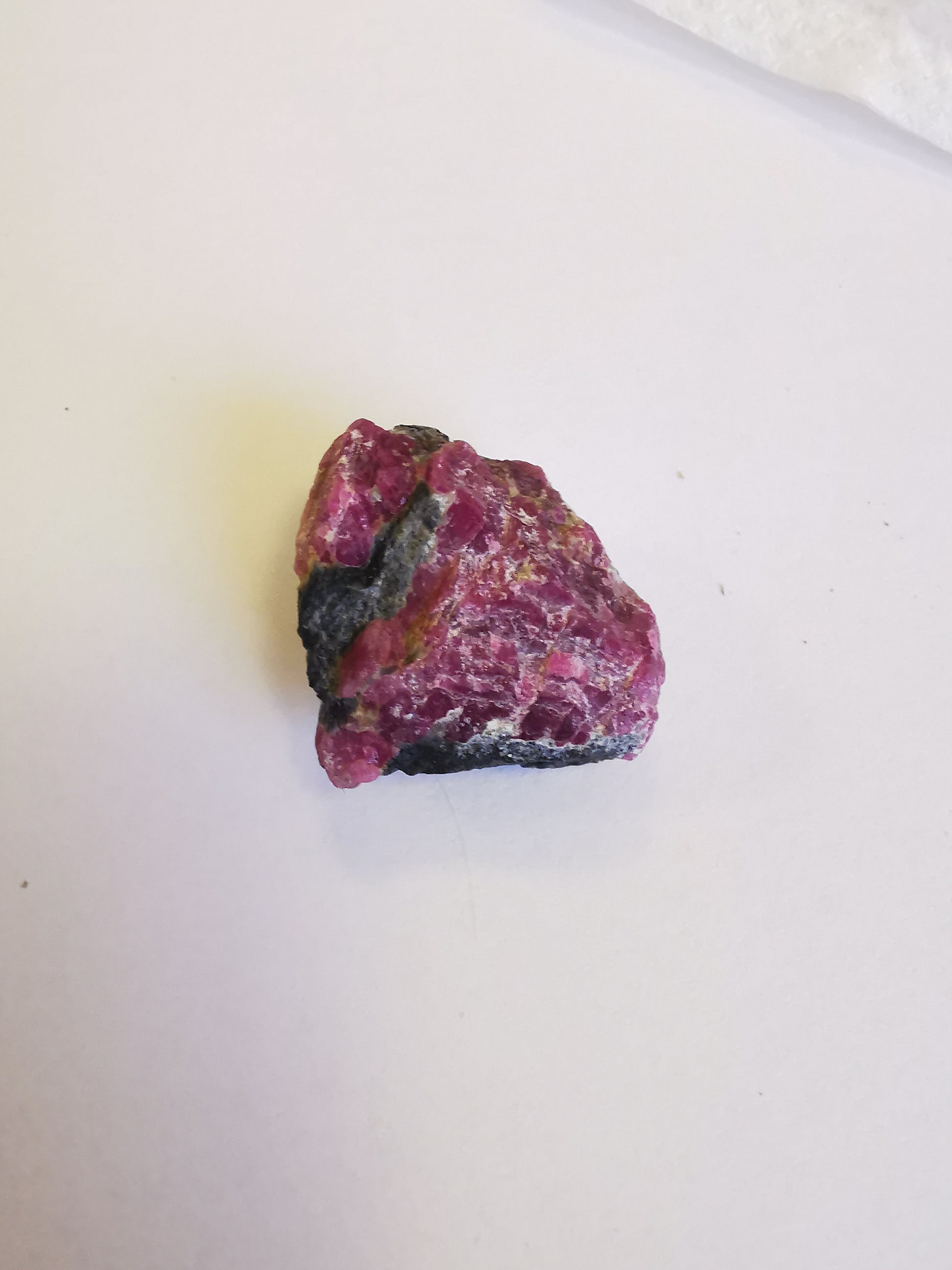 Greenland Ruby Corundrum 6.87 g
