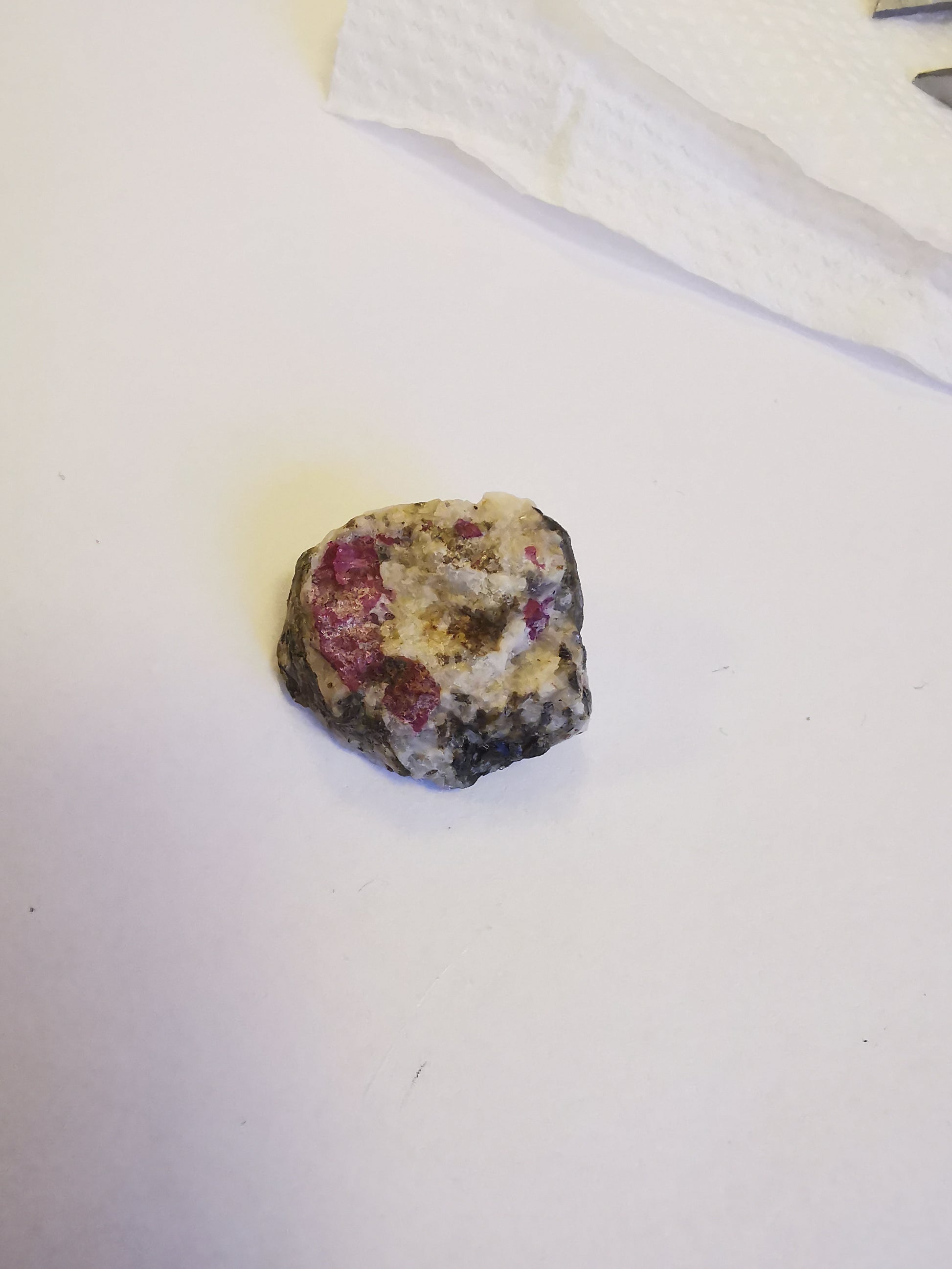 Greenland Ruby Corundrum 3.74 g