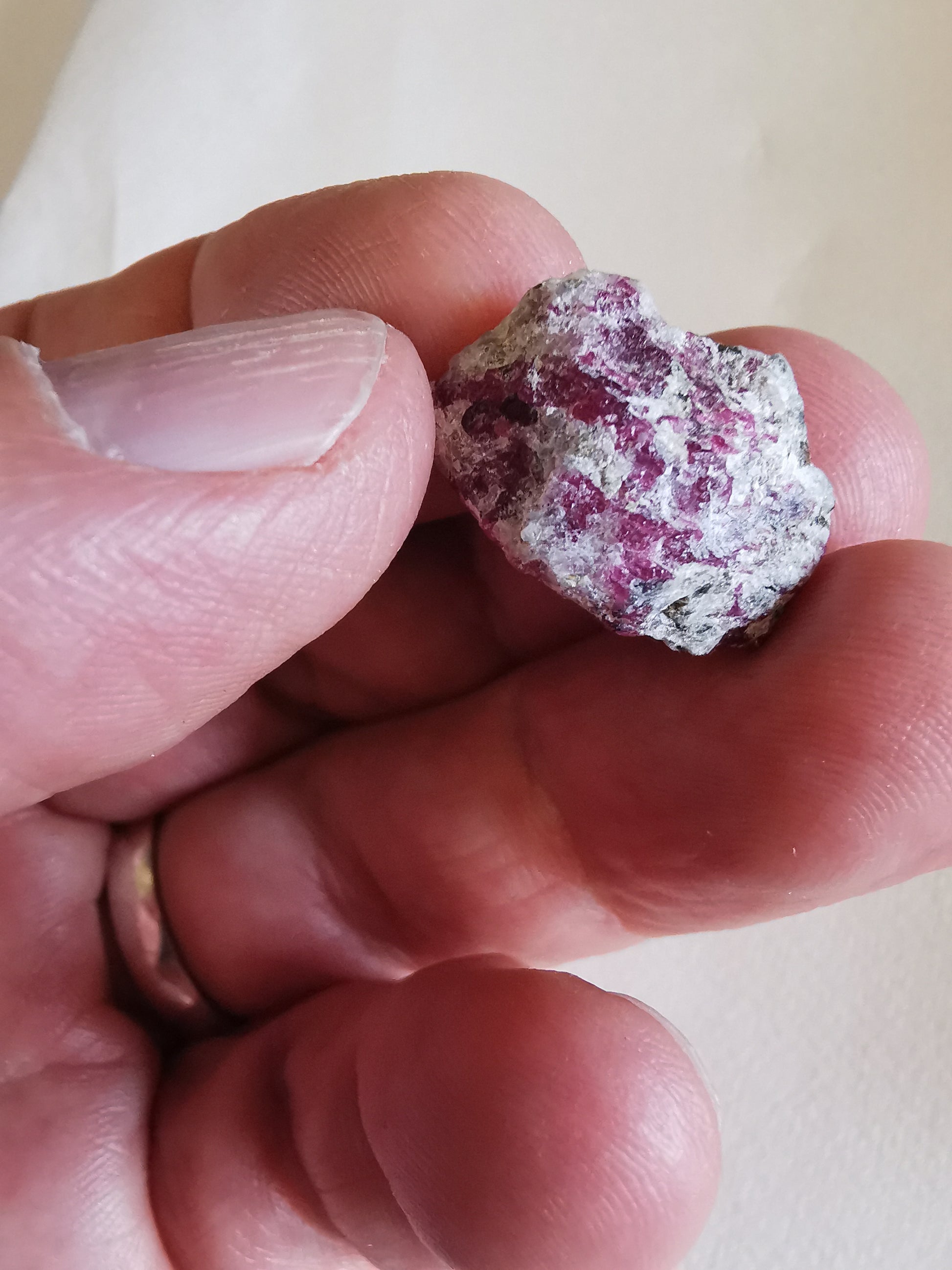 Greenland Ruby Corundrum 4.88 g
