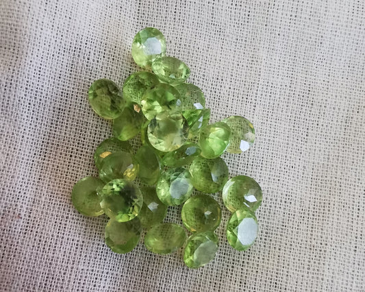 Peridot Round 5 mm