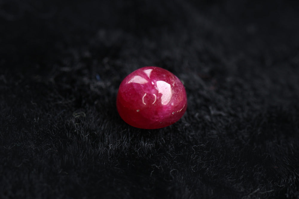 Ruby Cabochon Oval 1.73 ct