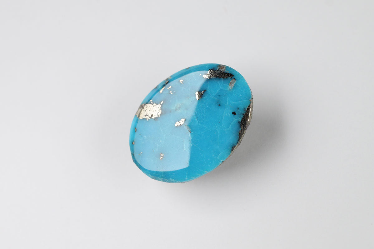 Turquoise Oval 28.5 ct