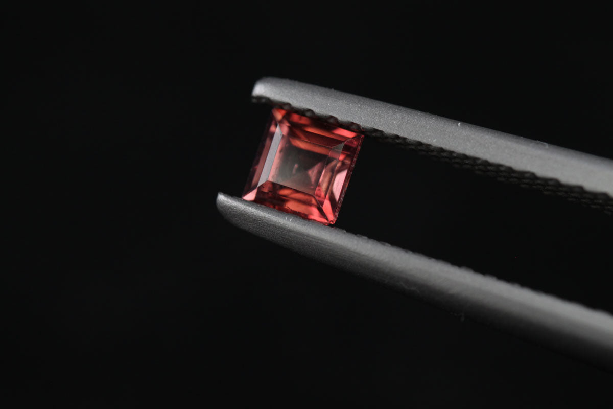 Red Tourmaline Square 0.2 ct