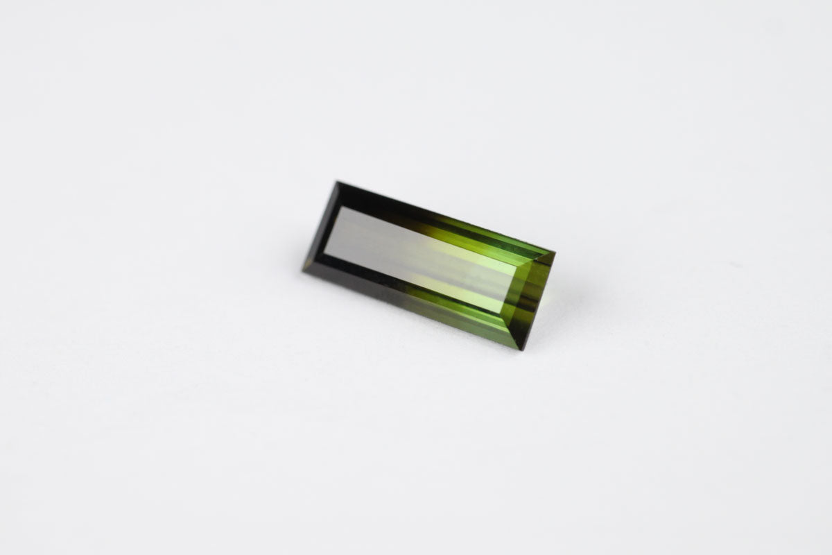 Bicolor Tourmaline Baguette 1 ct