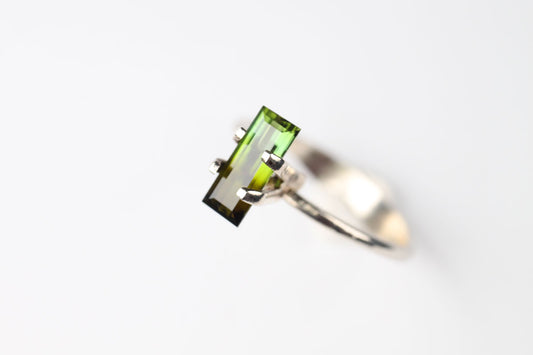 Bicolor Tourmaline Baguette 1 ct