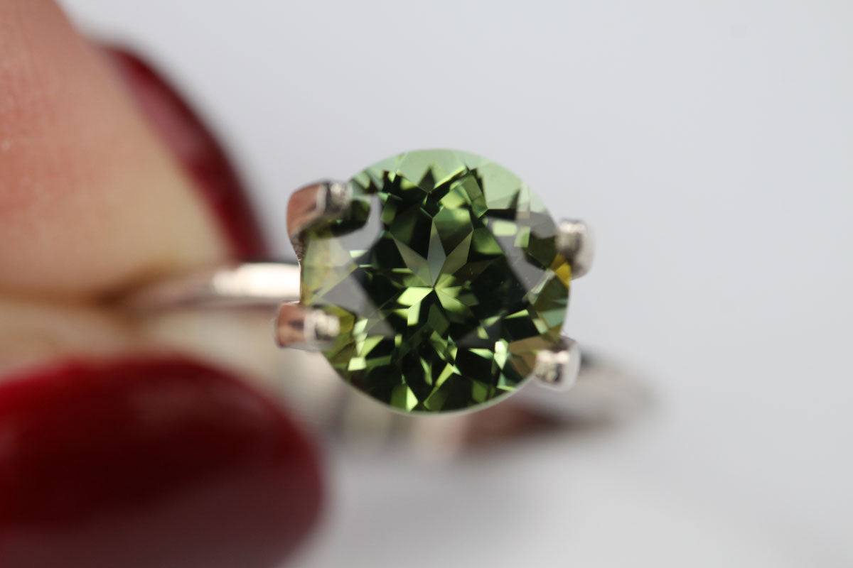 Green Tourmaline Round 1.8 ct