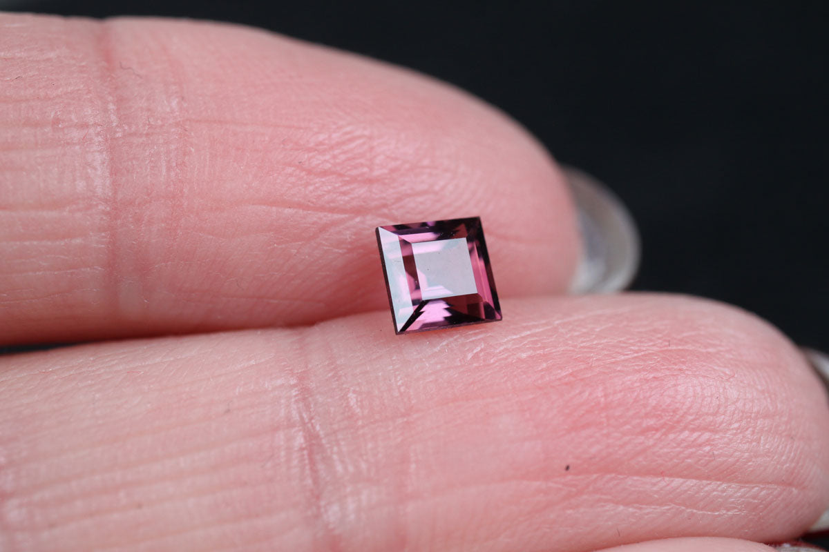 Purple Tourmaline Square 0.7 ct