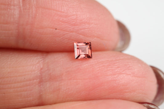 Red Tourmaline Square 0.26 ct