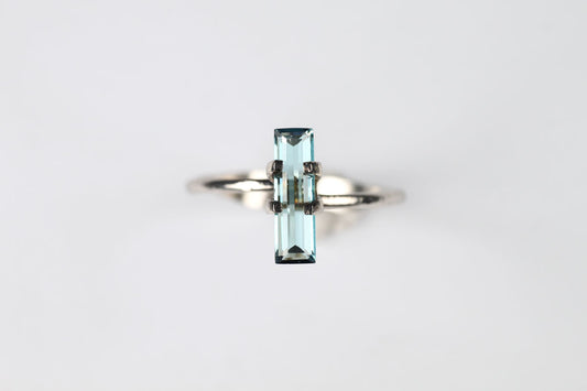 Indicolite Tourmaline Baguette 0.8 ct