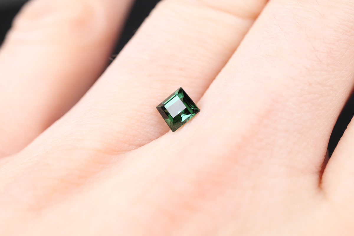 Green Tourmaline Square 0.35 ct