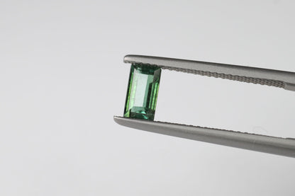 Green Tourmaline Rectangle 0.7 ct