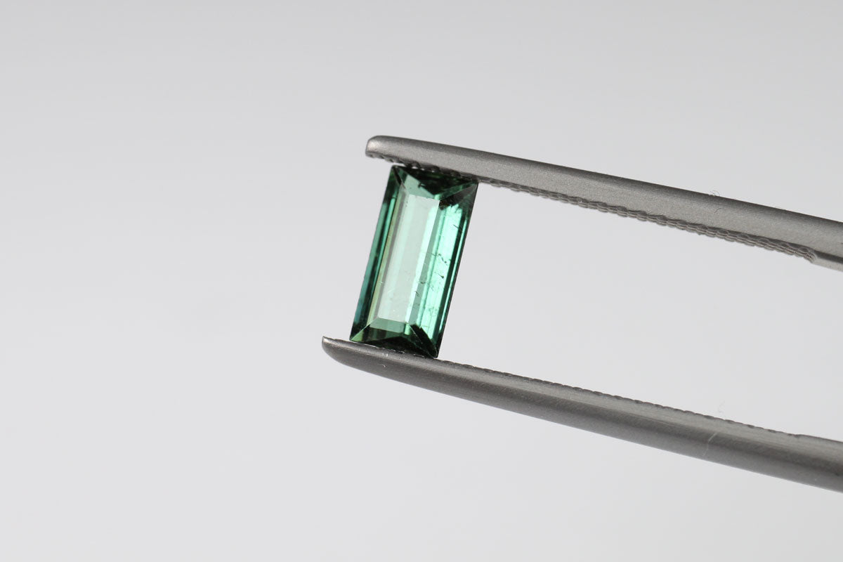 Green Tourmaline Rectangle 0.7 ct
