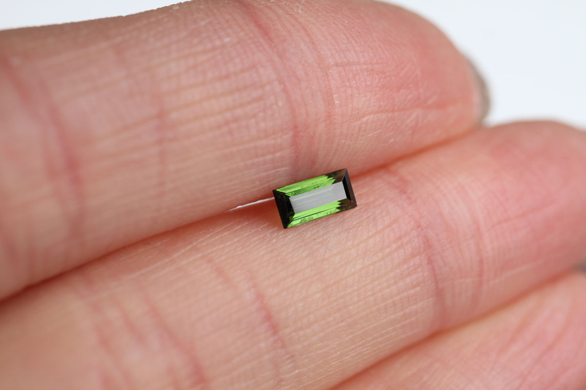Green Tourmaline Rectangle 0.3 ct