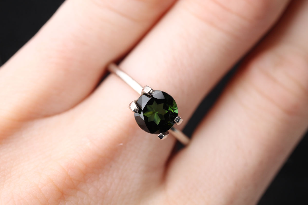 Green Tourmaline Round 1.25 ct