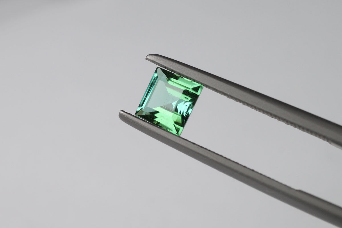 Green Tourmaline Square 0.8 ct