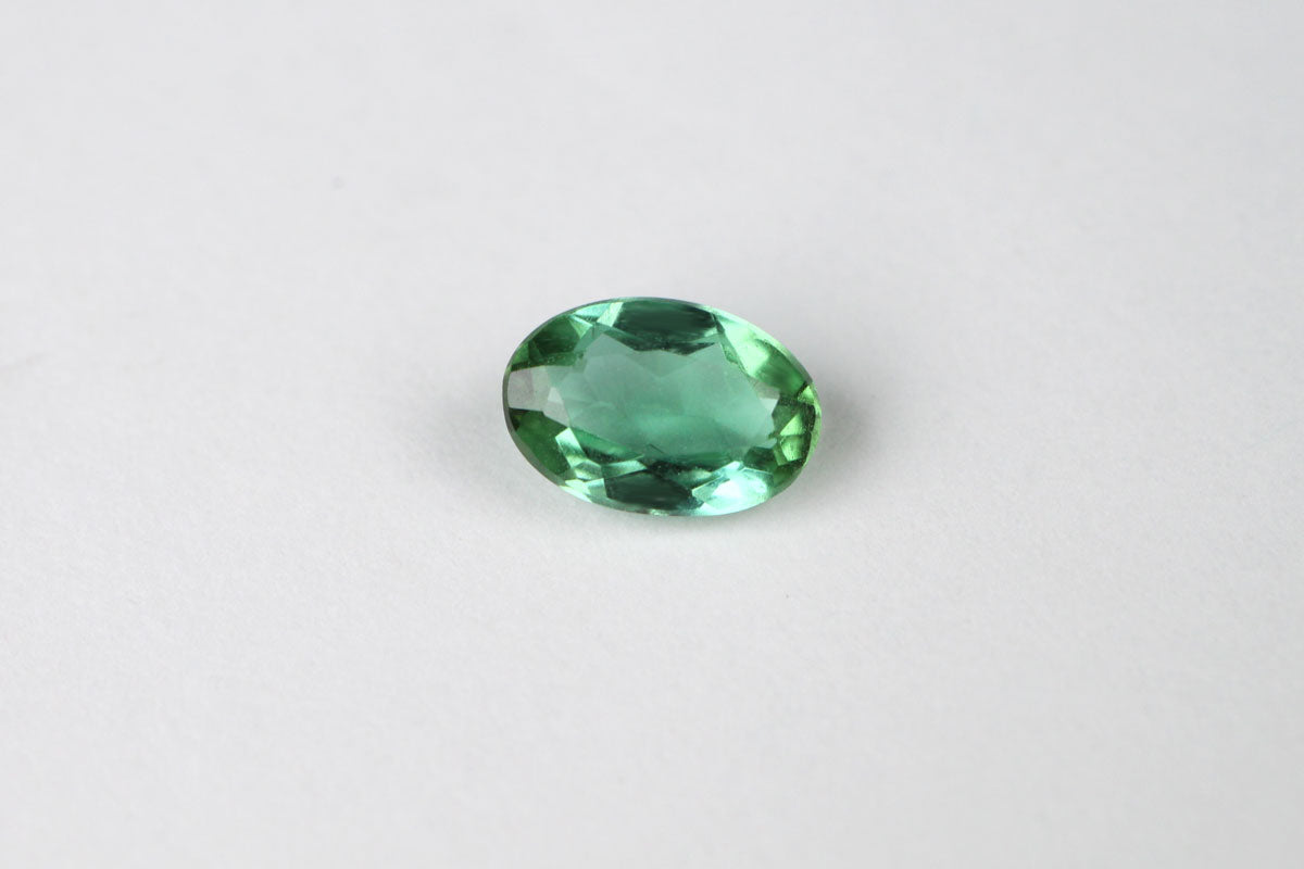Green Tourmaline Oval 0.4 ct