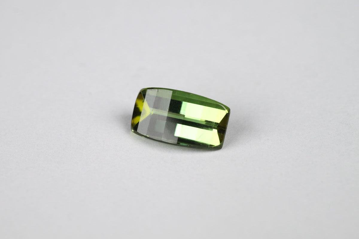 Green Tourmaline Fancy Rectangle 1.35 ct