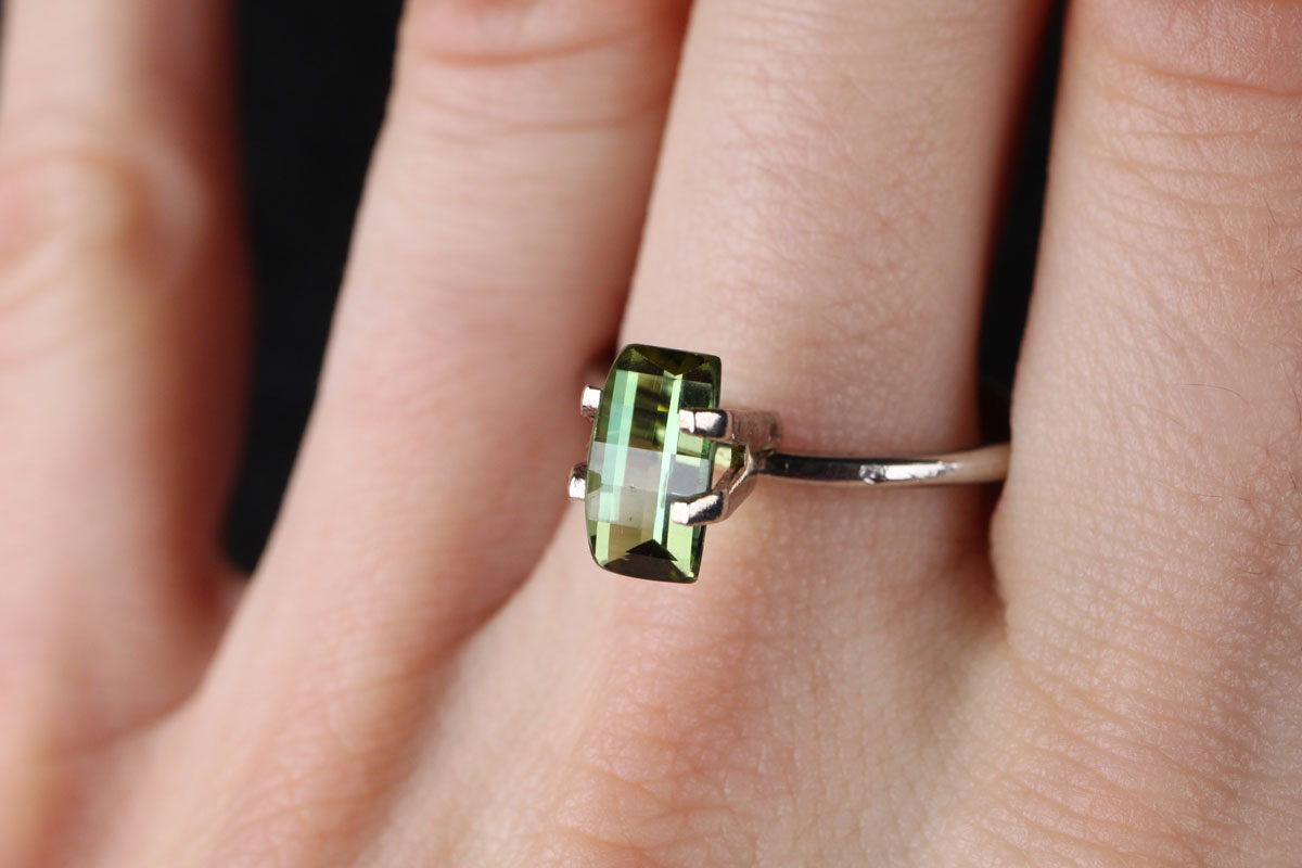 Green Tourmaline Fancy Rectangle 1.35 ct