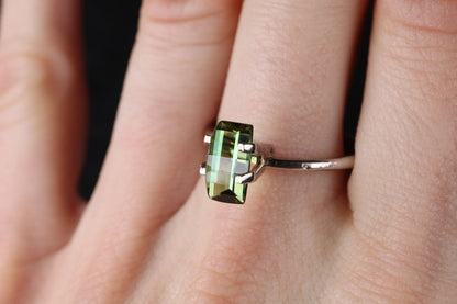 Green Tourmaline Fancy Rectangle 1.35 ct