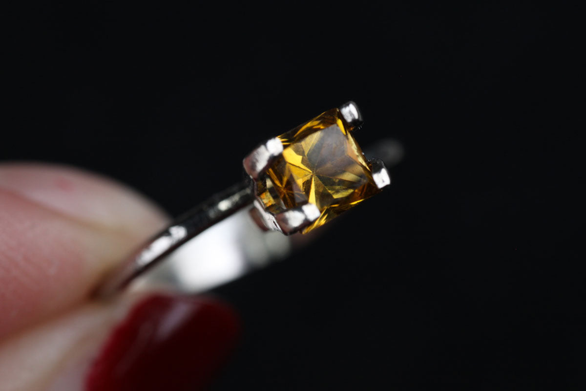 Canary Tourmaline Square 0.75 ct