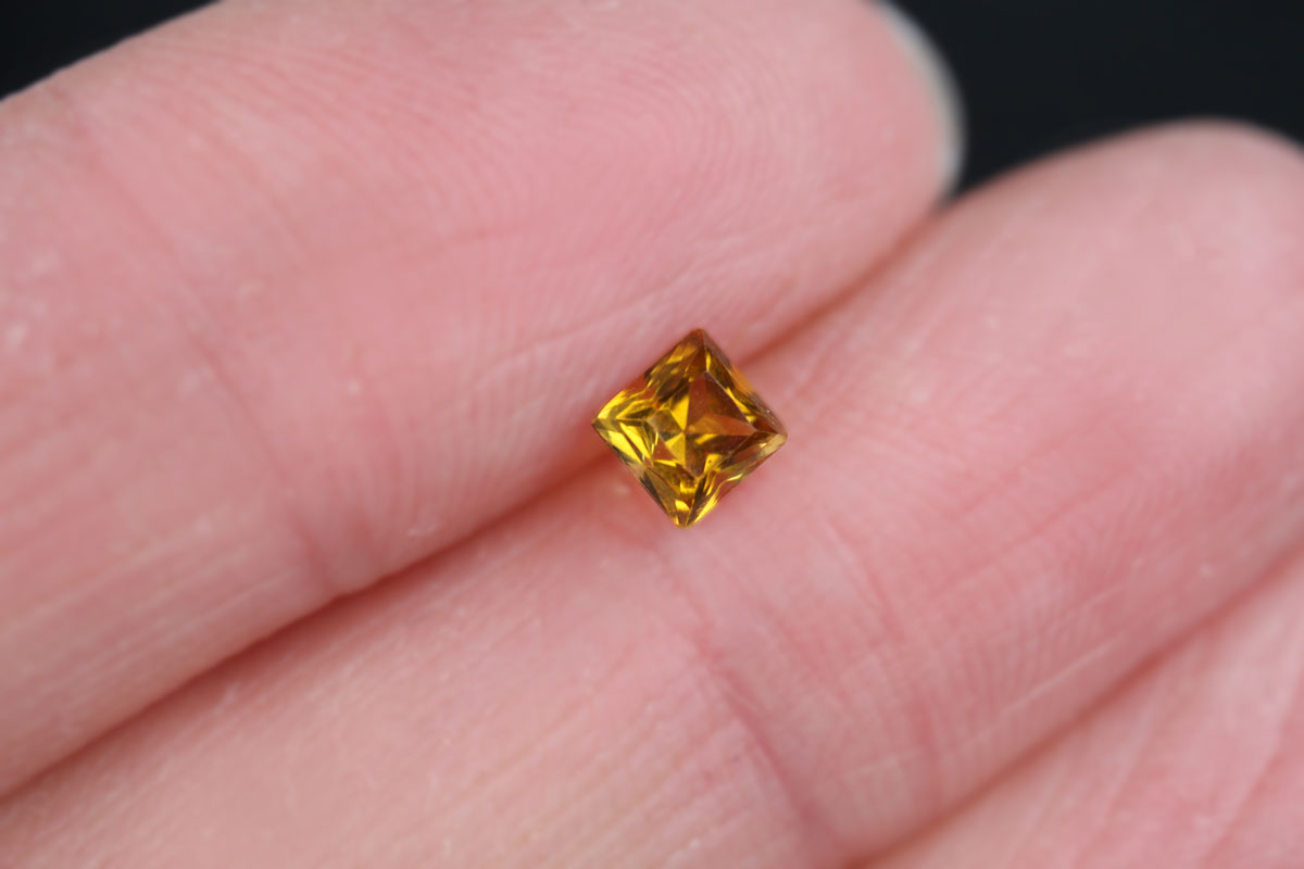 Canary Tourmaline Square 0.39 ct