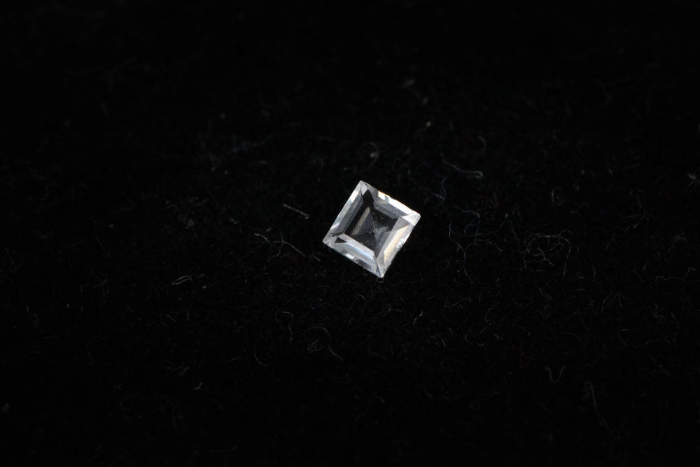 Rock Crystal Square 0.05 ct