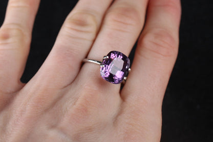 Amethyst Oval Stepcut 5.54 ct