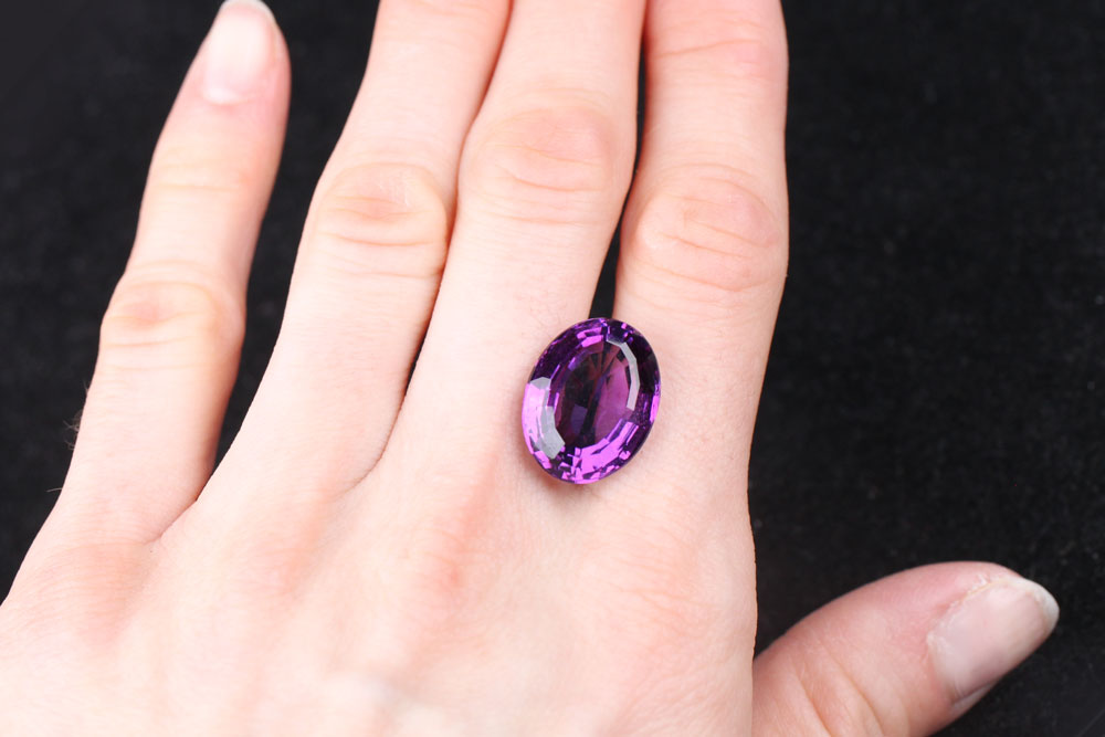 Amethyst Oval 11.8 ct