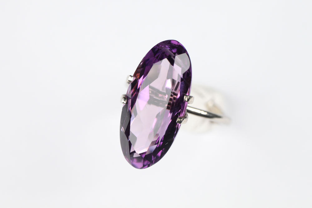 Amethyst Oval 10.4 ct