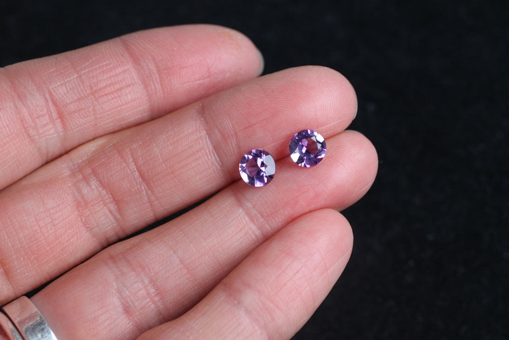 Amethyst Round 6 mm Pair