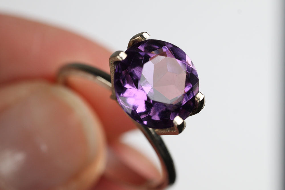 Amethyst Round 9 mm Pair