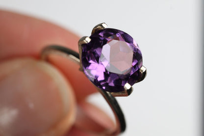 Amethyst Round 9 mm Pair