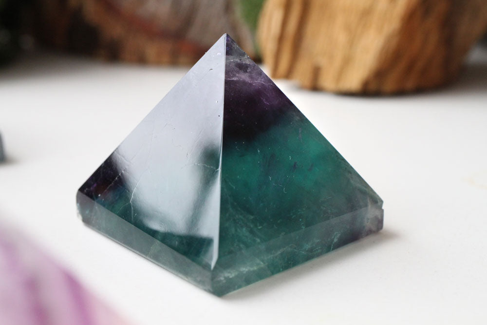 Fluorite Pyramid Dark Green + Purple 4 cm