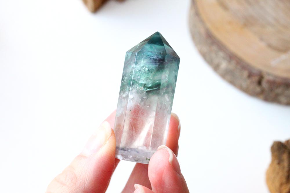 Fluorite Point White + Green