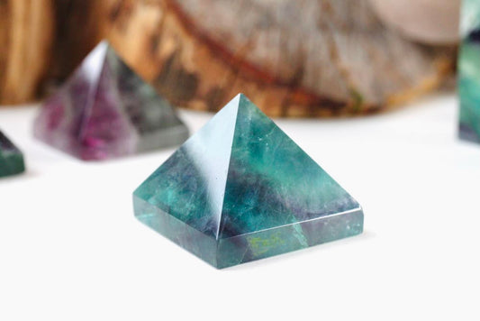 Flourite Pyramide Green + Purple 3 cm