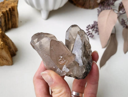 Smoky quartz crystal cluster 175 gr