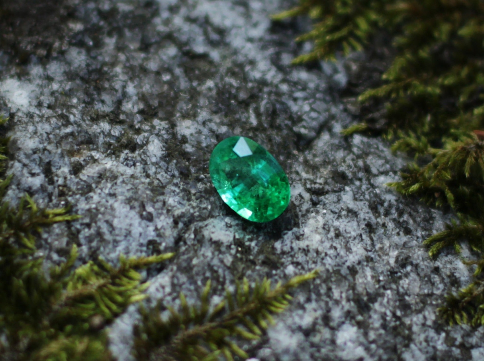 Shakiso Emerald oval 3.35 ct